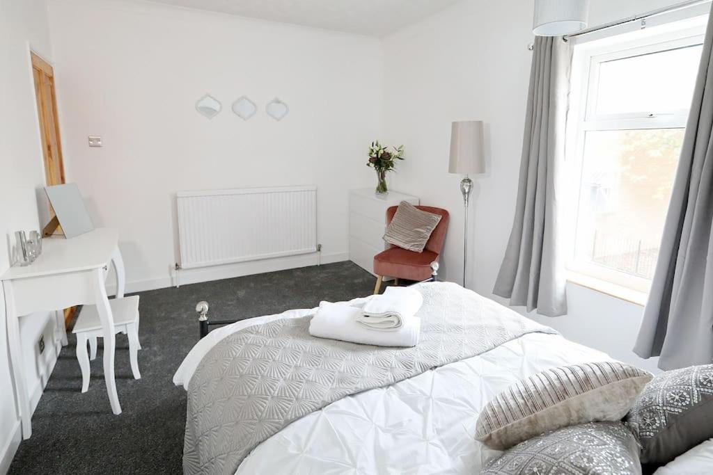 Convenient & Central 2-Bed House Norwich Bagian luar foto